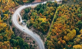 Sivas'ı Karadeniz'e bağlayan geçitte sonbahar güzelliği