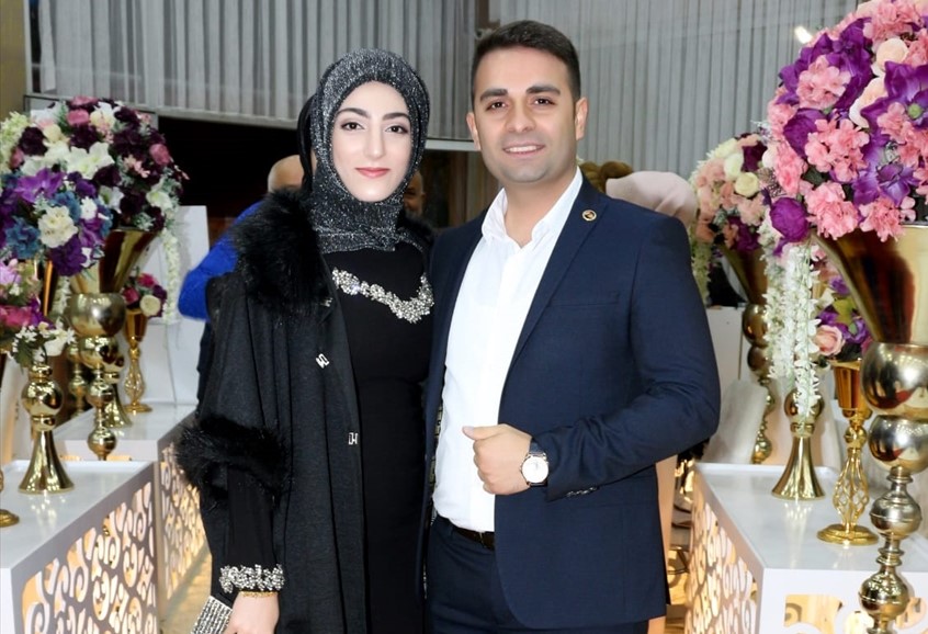 Polat, gönderdiği hediyenin sadece bir sembol olduğunu belirterek, Azerbaycan`ın içerisinde bulunduğu durumdan en kısa zamanda çıkması için dua ettiklerini dile getirdi.