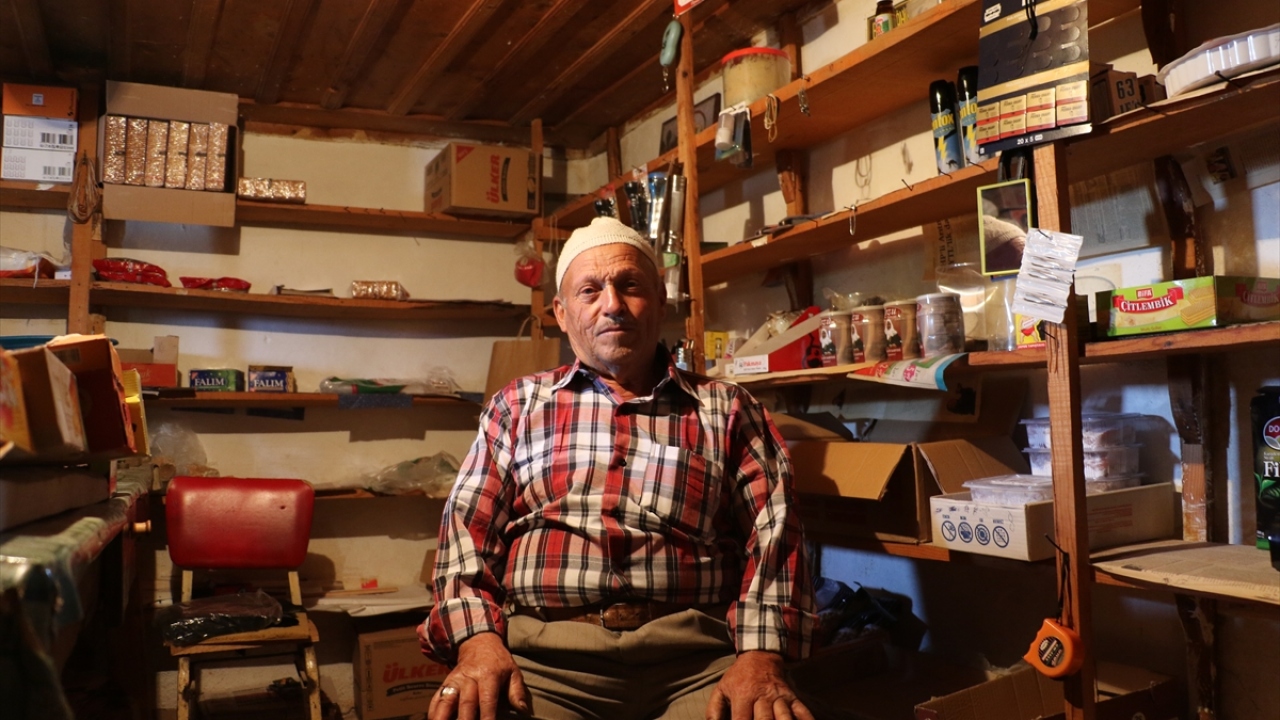 Zamanda yolculuğa çıkarıyor