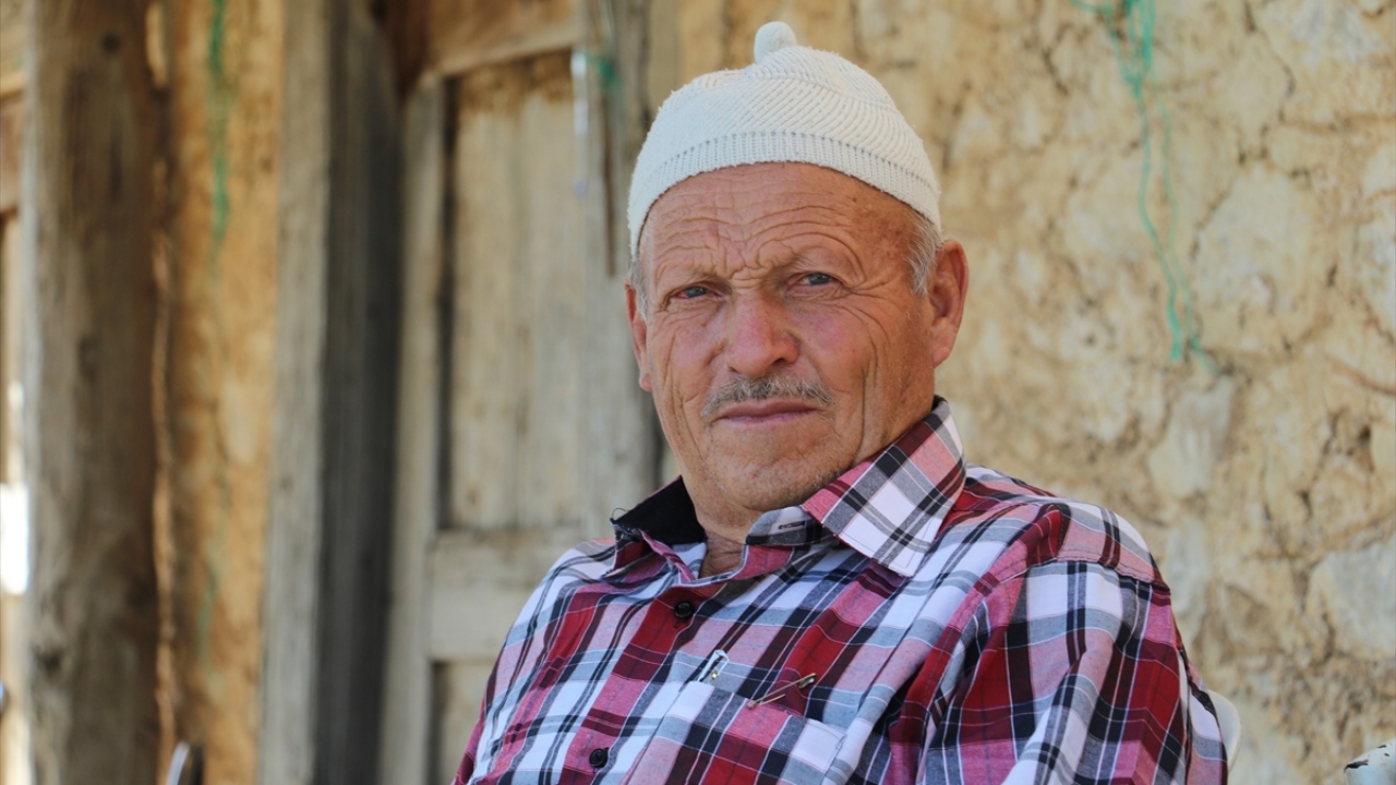 Baba yadigarı iş yerine gözü gibi bakan Karataş, vasiyeti yerine getirmenin huzurunu yaşıyor. 