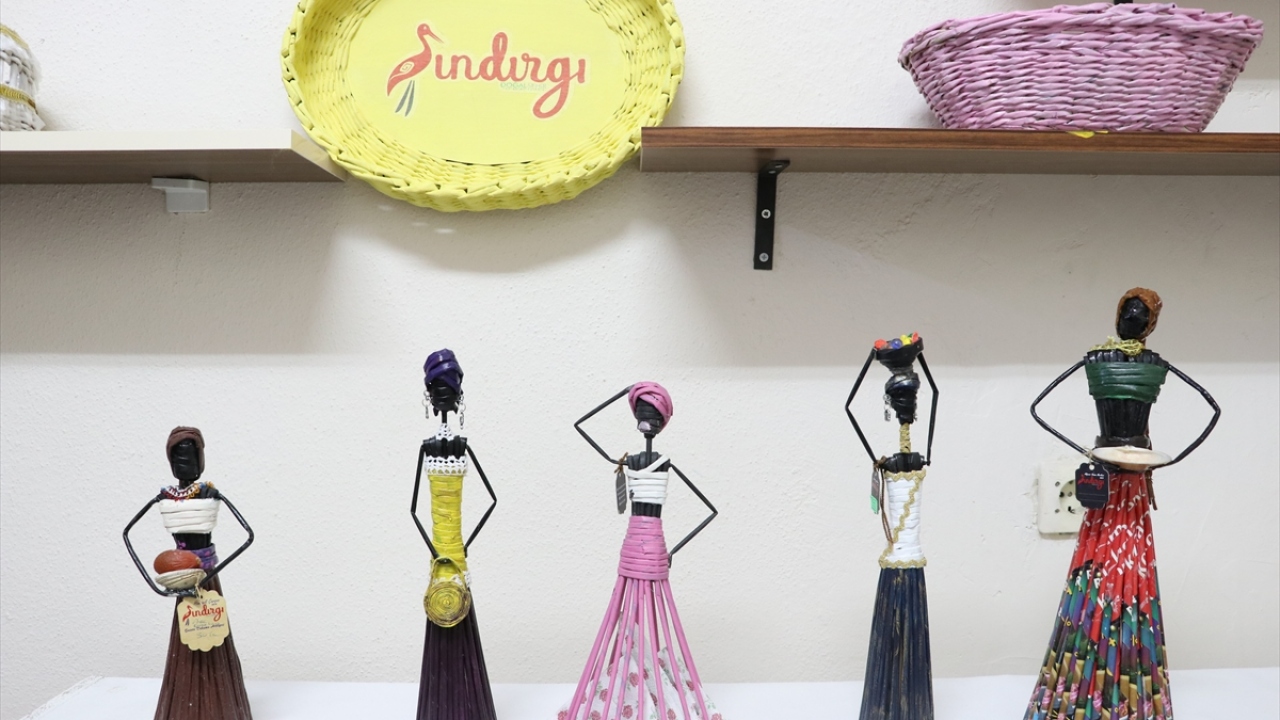 Sındırgı Belediye Başkanı Ekrem Yavaş, yeni tip koronavirüs (Covid-19) sürecinde tüketicilerin doğal ürünleri daha fazla tercih ettiğini söyledi.