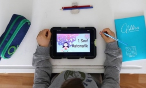 Türk Kızılay'dan tablet kampanyası