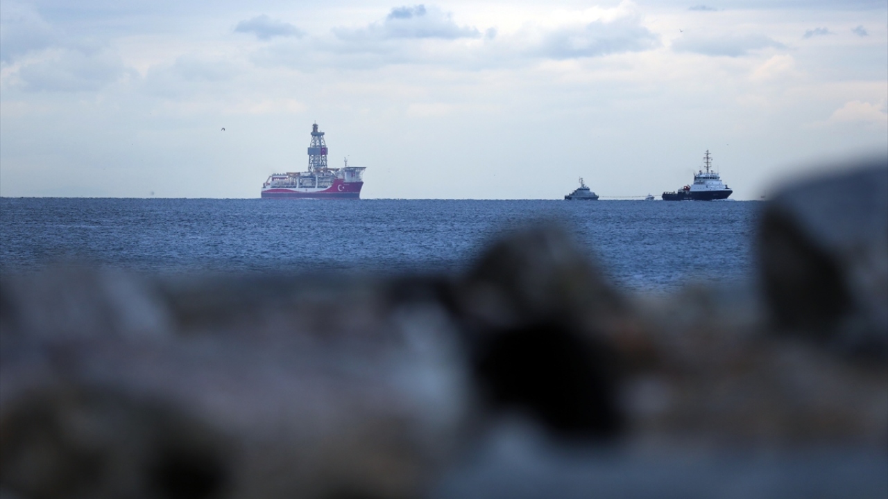 TPAO envanterine yılbaşında katılan Kanuni, 2012`de inşa edildi. 11 bin 400 metre derinliğe, 3 bin metre sondaj açabilme kapasitesine sahip Kanuni, 6`ncı nesil ultra deniz sondaj gemisi olarak da biliniyor.