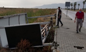 Kumluca'da dolu ve fırtına: 1 kişi yaşamını yitirdi