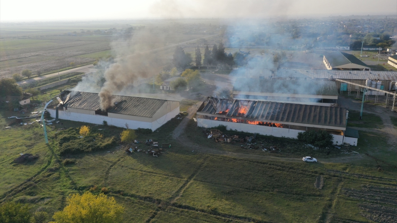 Ermenistan tarafından bölgeye topçu atışları yoğun şekilde sürüyor. 