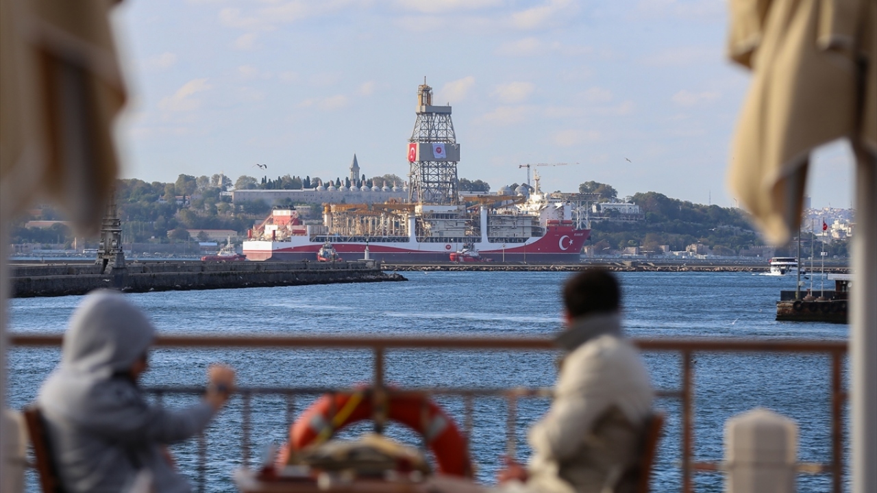 Ardından, Karadeniz`e doğru yola çıkacak geminin kasım ayı sonunda Zonguldak`ın Filyos Limanı`na ulaşması planlanıyor.