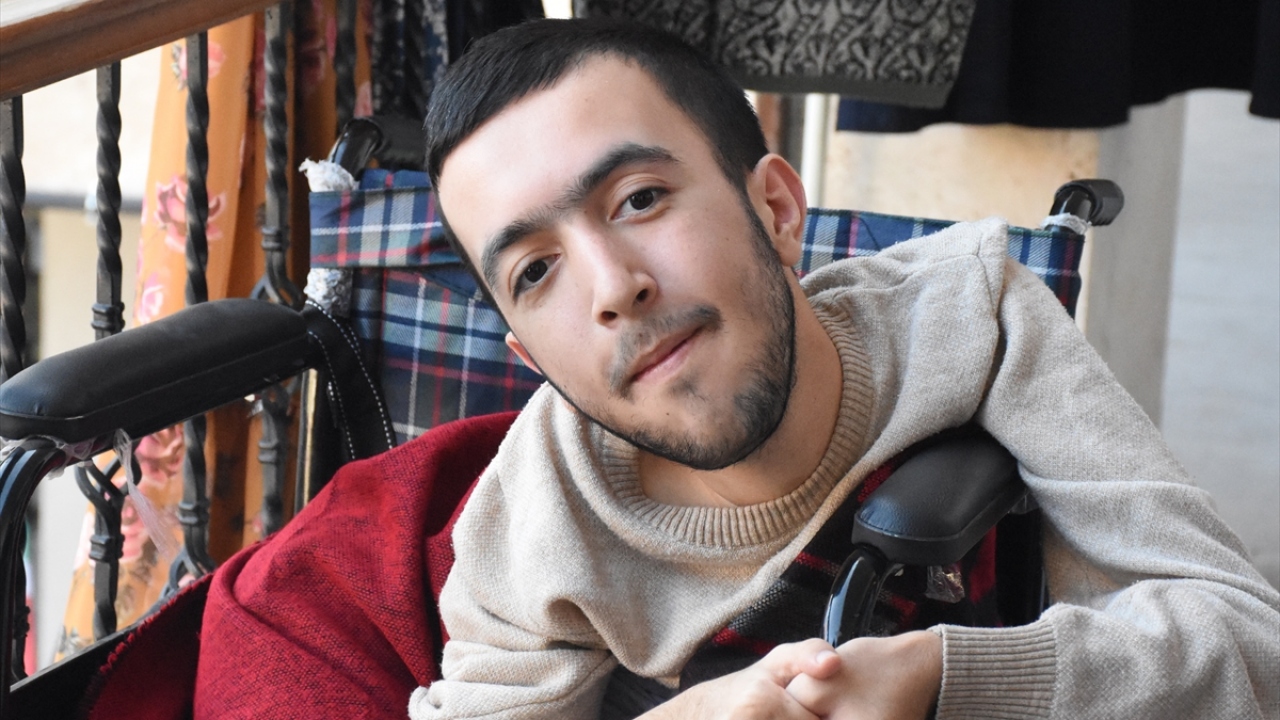 "Annem okula getirip götürüyordu"