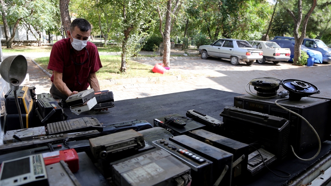 Mesleğinin unutulmasının endişesini taşıyor 