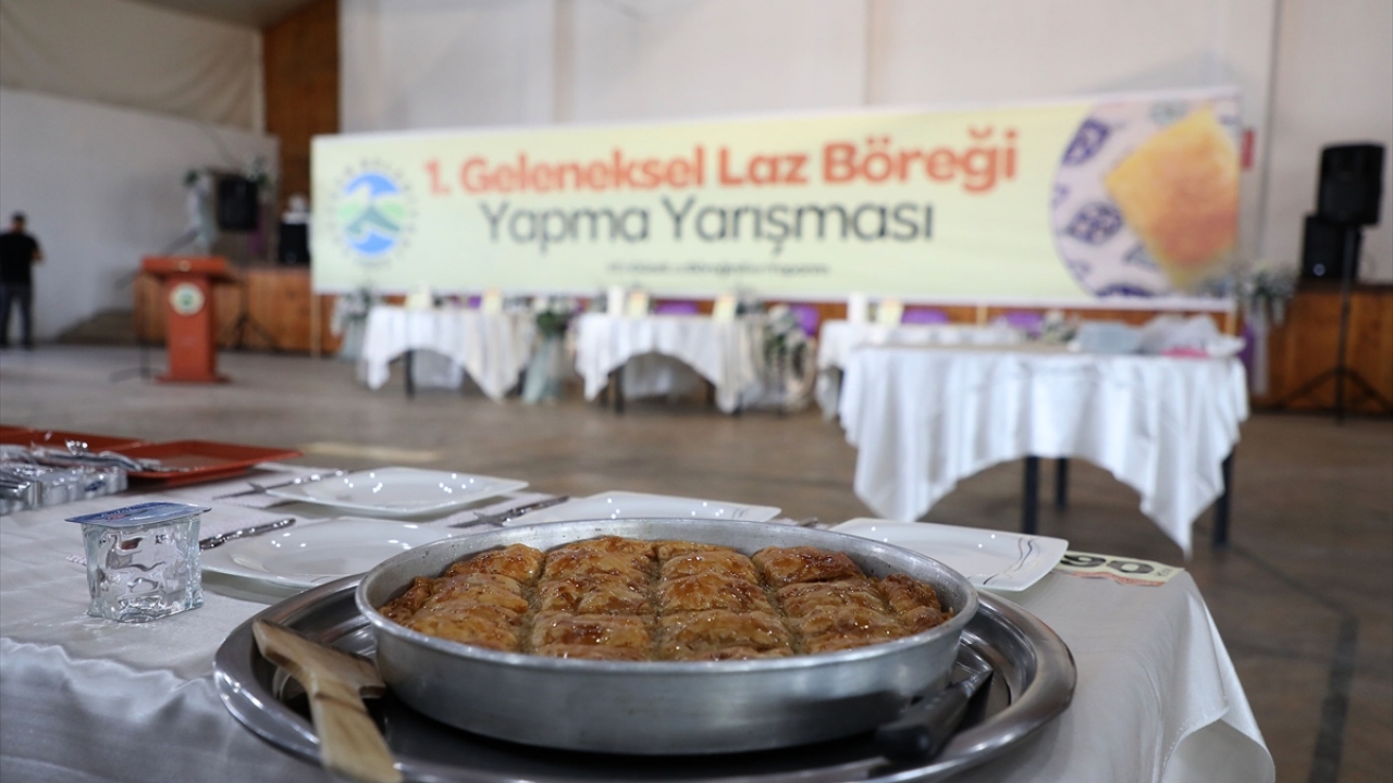 Ardeşen Kaymakamı Ufuk Özen Alibeyoğlu, gazetecilere yaptığı açıklamada, Karadeniz Bölgesi`nin zengin bir yemek kültürüne sahip olduğunu söyledi.