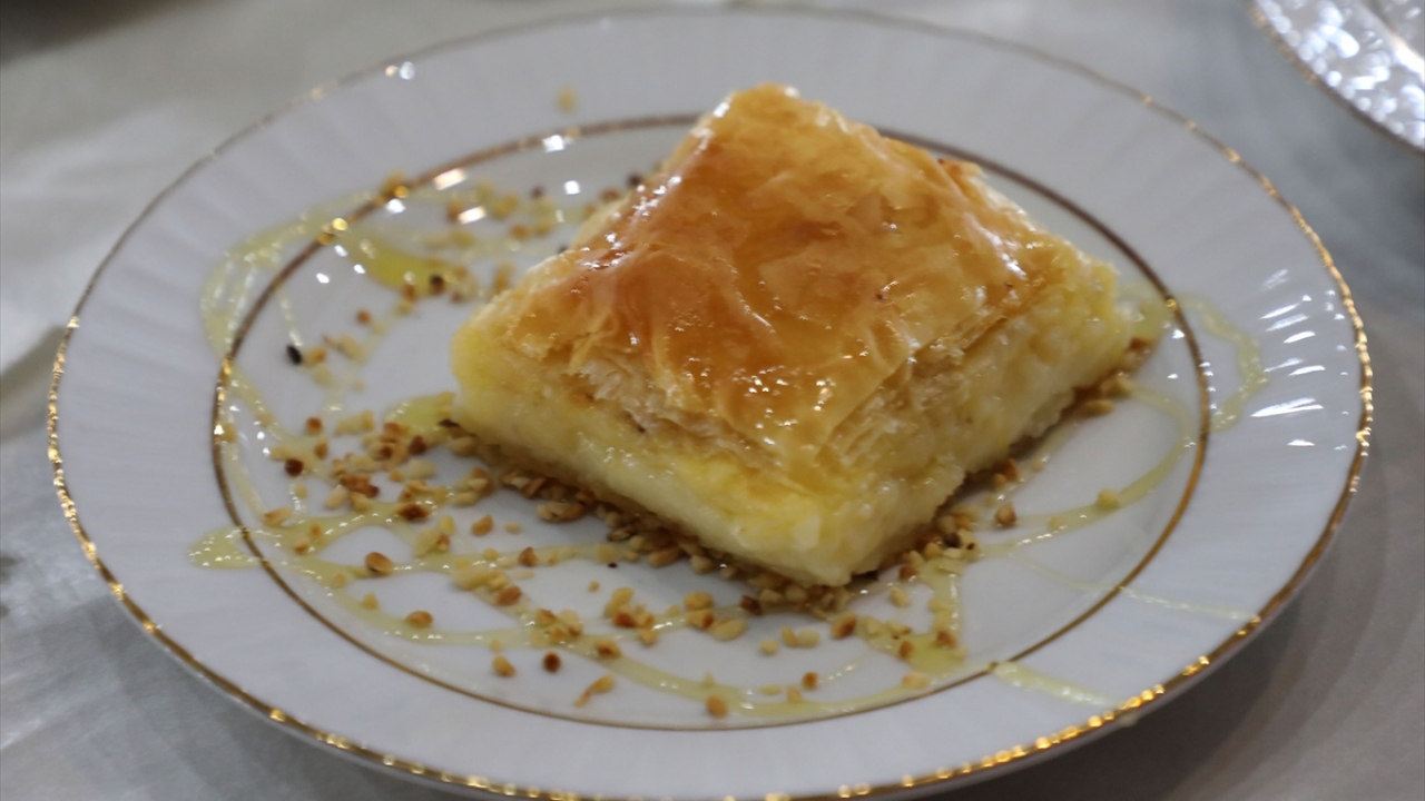 Yarışmada birinci olan Hanife Kepenek, yaşadığı mutluluğu dile getirdi.