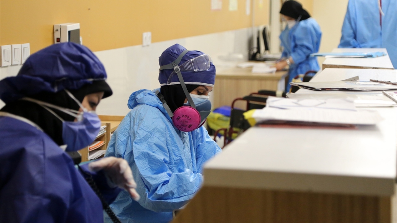 "Sağlık çalışanları olarak çok yorulduk"