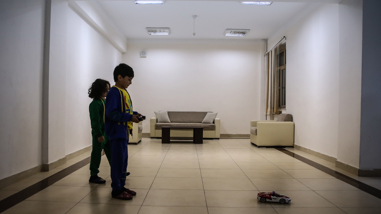 "Evimiz oturulacak durumda değil"