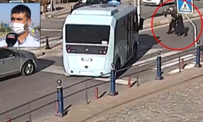 Yaşlı çift için yolu kesen minibüs şoförü: Yayalara öncelik tanıyın