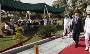 Bakan Akar'a Karaçi’de Mehter Marşı sürprizi