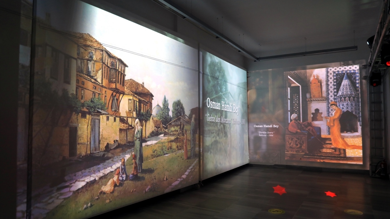 Yeni tip koronavirüs tedbirlerinin uygulandığı sergi, ücretsiz olarak 9 Kasım`a kadar 11.00-18.00 saatleri arasında ziyaret edilebilecek.