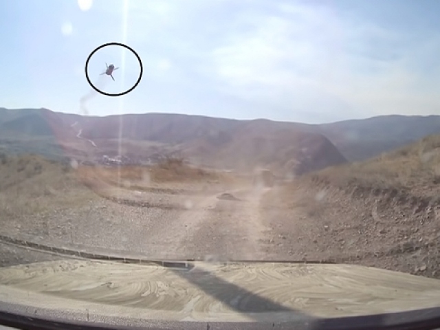 Ermeni ordusu gazetecileri hedef alıyor