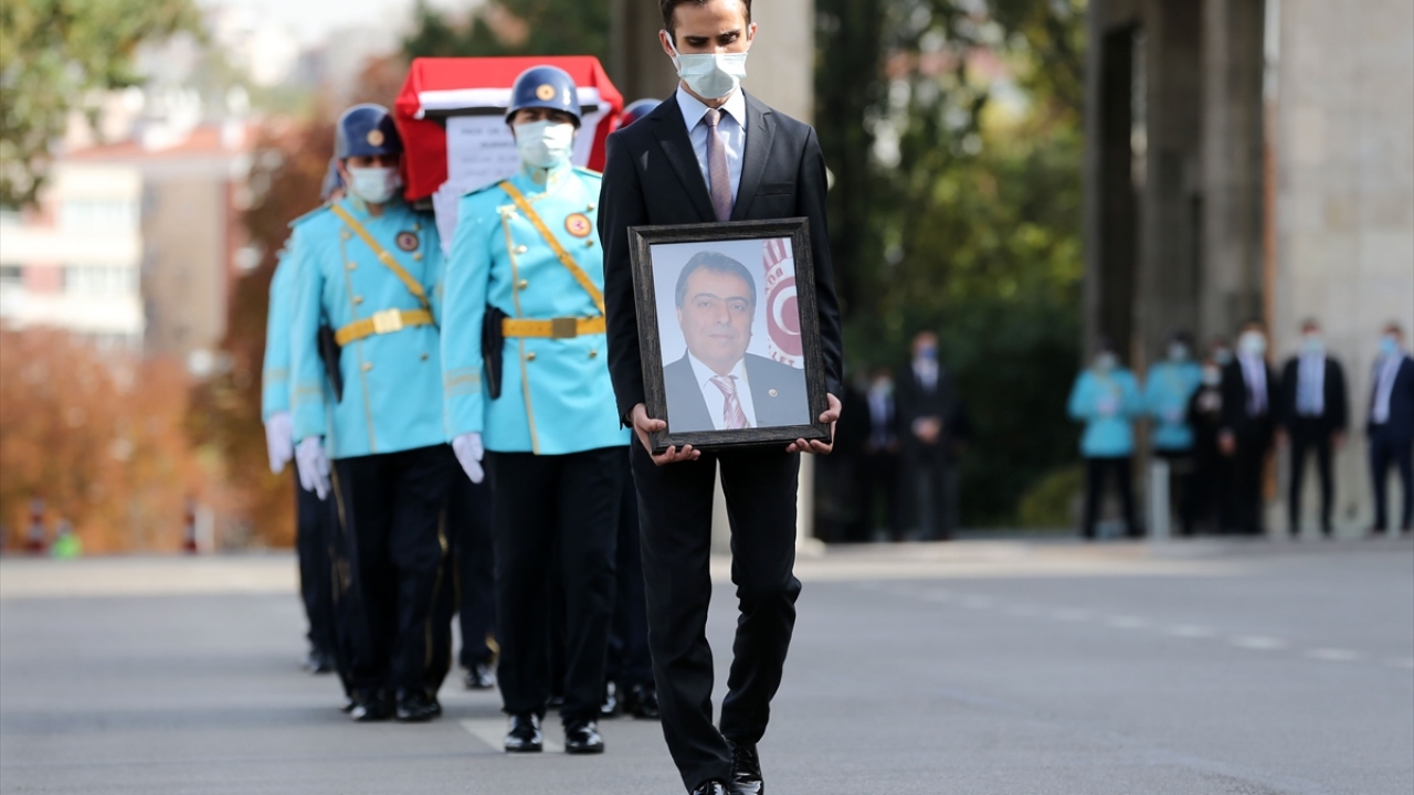 Osman Durmuş kimdir?