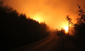 Hatay'da çıkan orman yangınına müdahale ediliyor