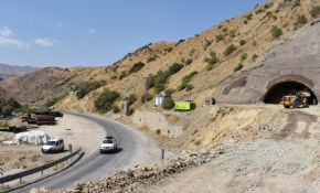 Yüksekova-Yeni Köprü tünelleri ile mesafeler kısalacak