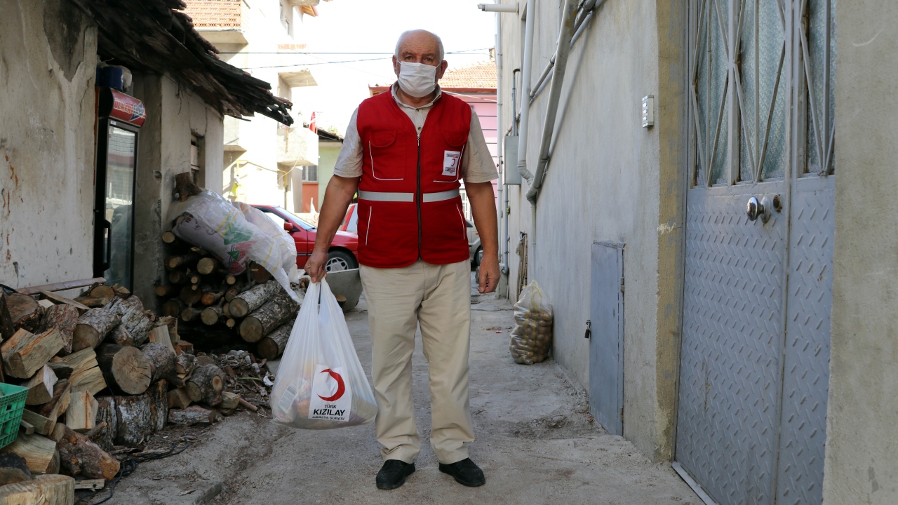 "Çocuk yaşta gördüğü iyiliğin karşılığını fazlasıyla vermiş"