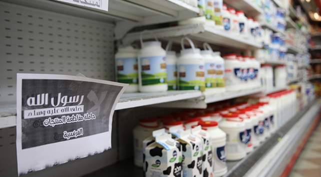 Kudüs'teki marketler Fransız mallarının satışını durdurdu