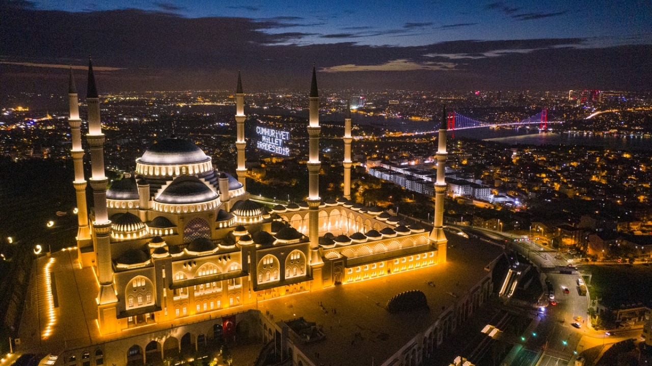 İstanbul-Çamlıca Camii