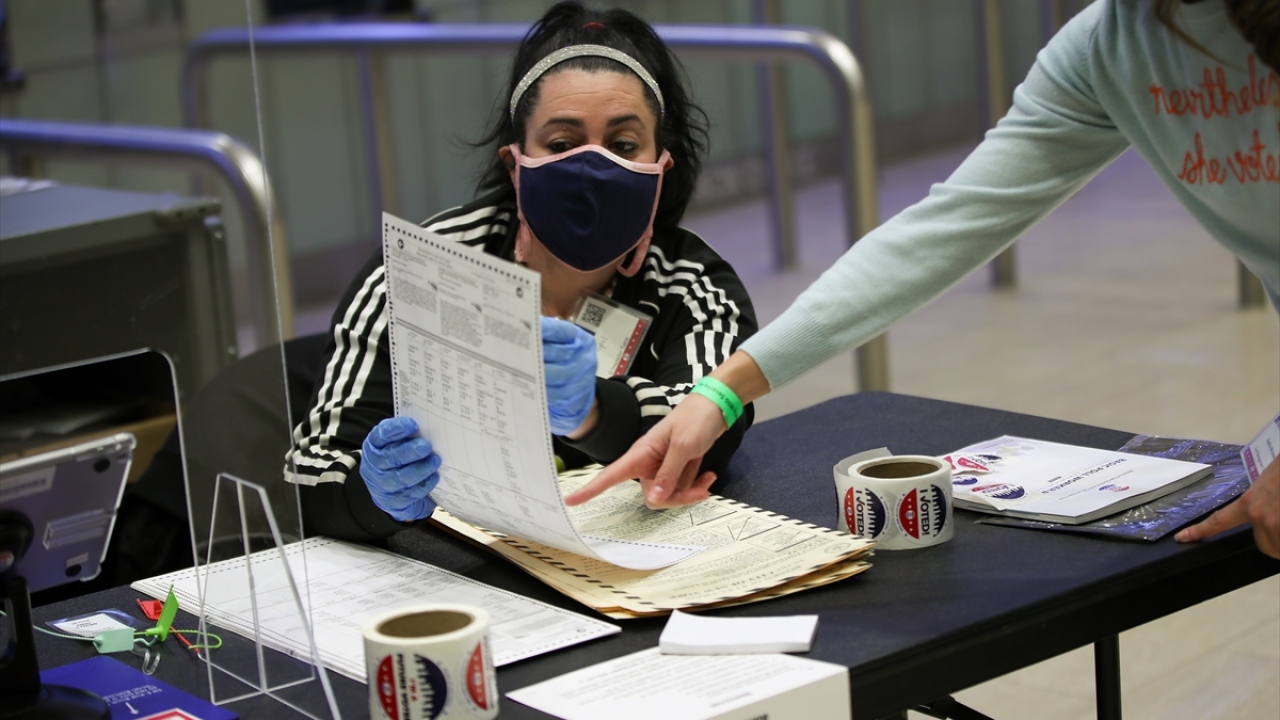 Beyaz Saray`a giden yol `270 delegeden` geçiyor