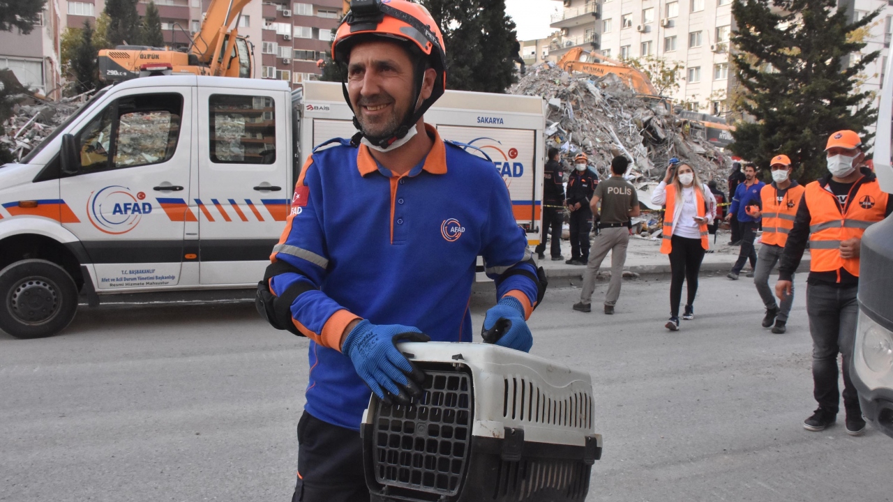 Yaklaşık 100 saat sonra çıkarıldı