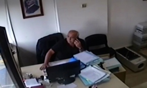 Avukatın deprem anındaki soğukkanlılığı kamerada