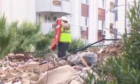 İzmir'deki yıkımda Türk bayrağı hassasiyeti