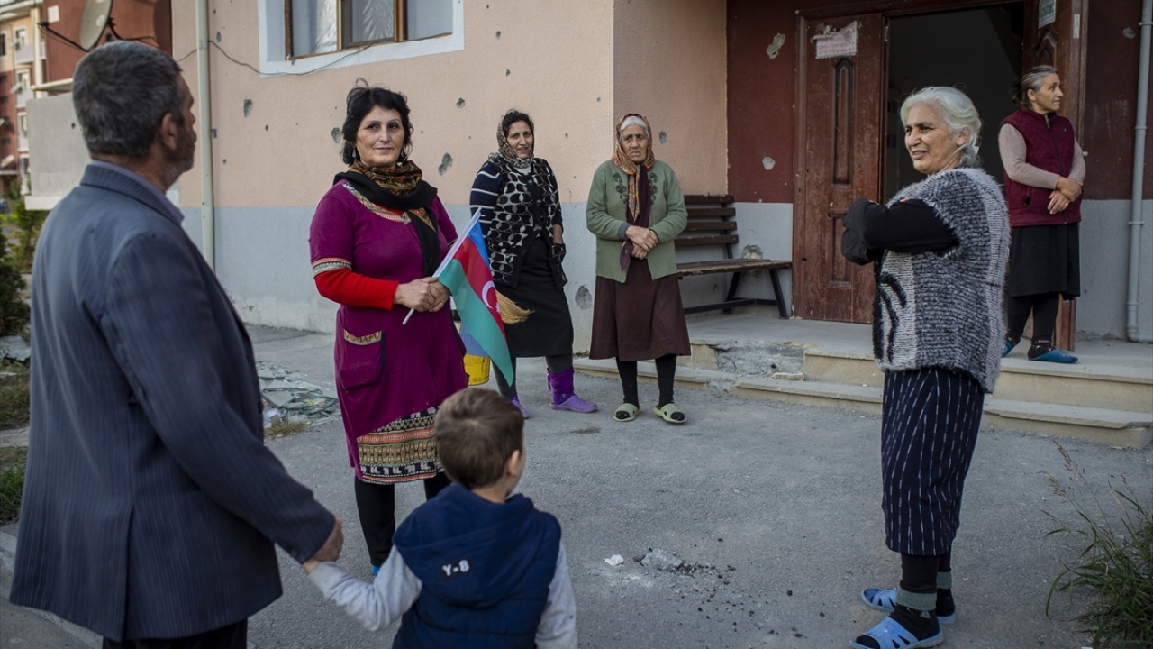 Haklı olduklarını bir kez daha dünyaya duyurduklarını vurgulayan Hümmedov, şöyle devam etti: