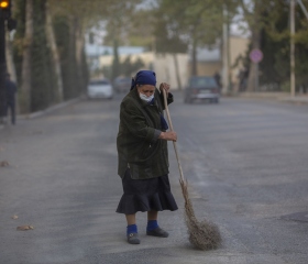 Azerbaycan'ın Terter kentinde savaşın izleri siliniyor