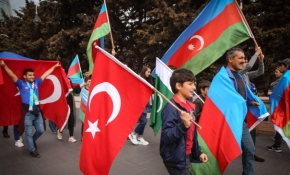 Azerbaycanlılar TRT'ye teşekkür etti