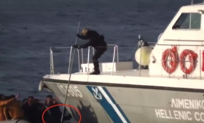 Yunan askerlerinin düzensiz göçmenleri 'ölüme itmesi' kamerada