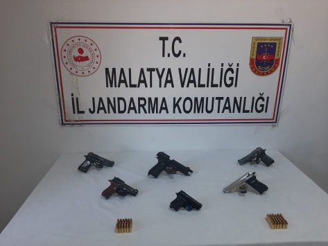 Malatyada silah kaçakçılığı operasyonu: 2 gözaltı