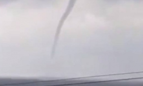 Arnavutköy'deki hortum böyle görüntülendi