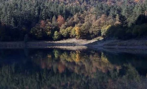 Turistlerin gözdesi: Sülüklü Göl