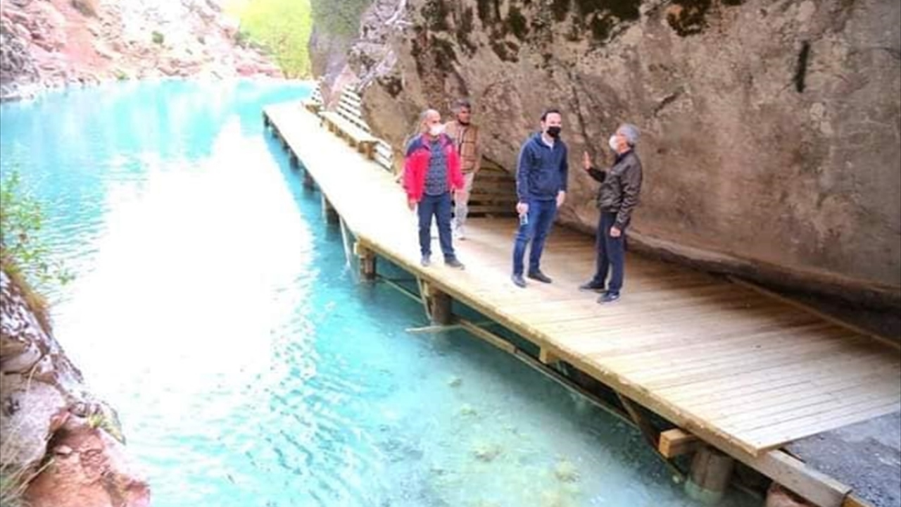 Olukbaşı Mahallesi Muhtarı Duran Dağ, 1980`de bir kişinin kanyona düşerek hayatını kaybettiğini, bu olay nedeniyle yöre halkının uzun süre bölgeye gitmeye korktuğunu söyledi. 