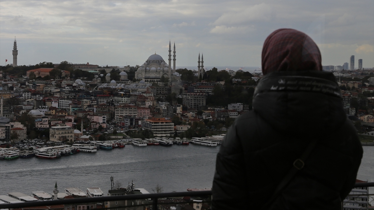 Galata Kulesi�ni mahalle sakinleri ziyaret etti TRT Haber Foto Galeri