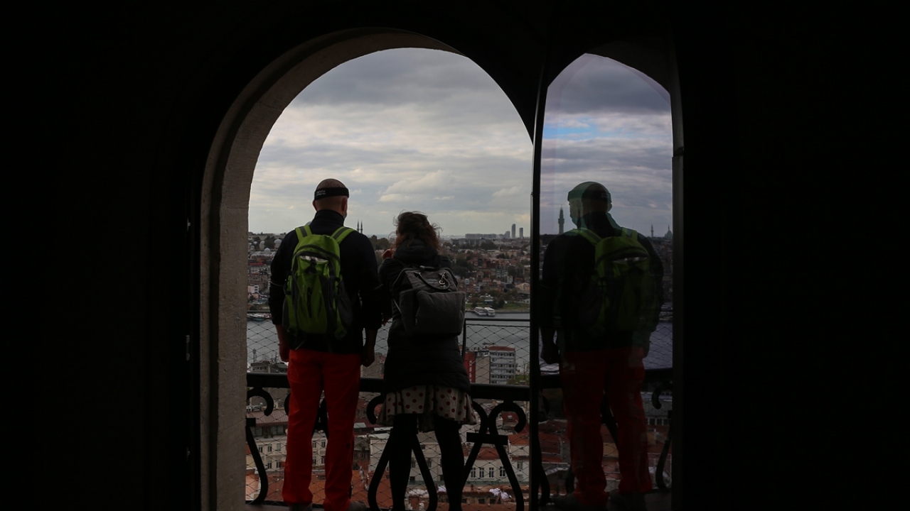 Galata Kulesi�ni mahalle sakinleri ziyaret etti TRT Haber Foto Galeri
