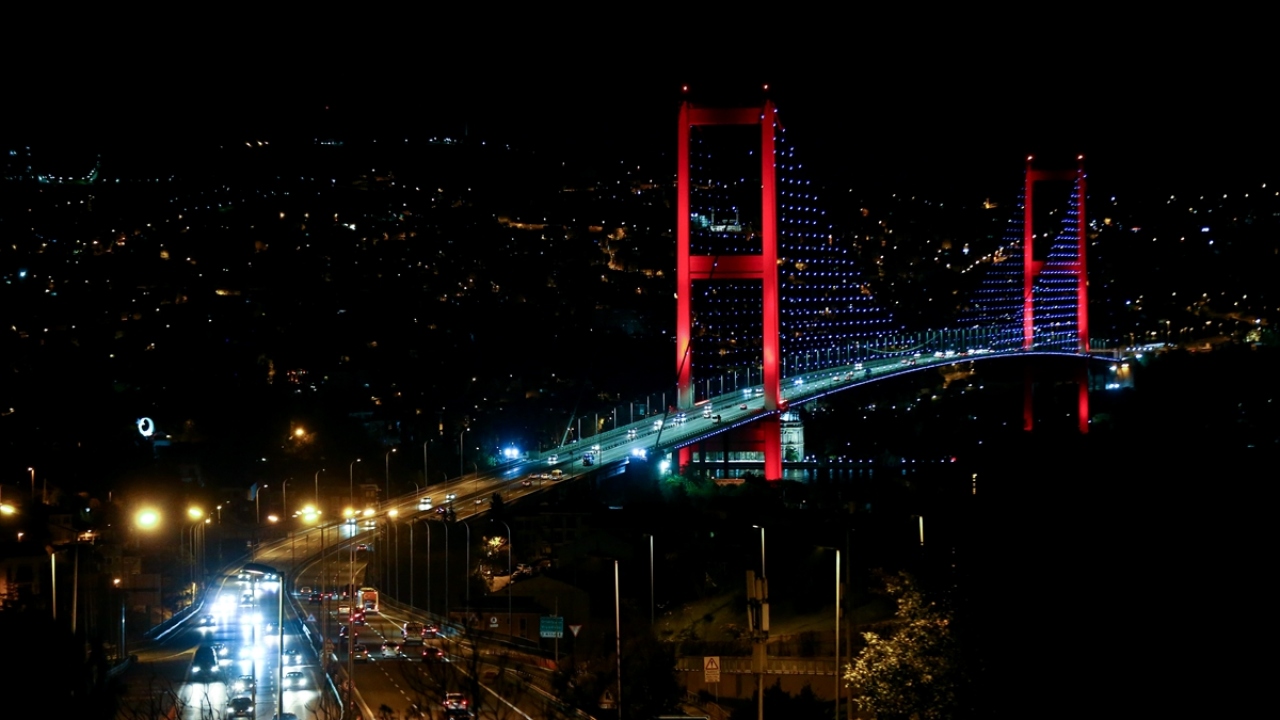 Bu doğrultuda dün saat 20.00`de başlayan kısıtlama, bugün 05.00`te sona erdi.