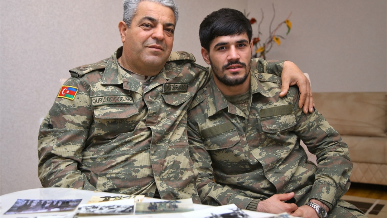 Reşat Gehremanov da babasıyla omuz omuza çarpışmaktan ve Azerbaycan ordusuyla birlikte ata yurtlarını işgalden kurtarmaktan onur duyduğunu söyledi.