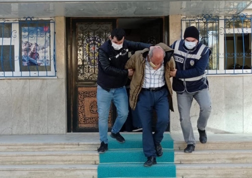Yozgatta kuyumcuya sahte altın bozdurdukları iddiasıyla 3 kişi yakalandı