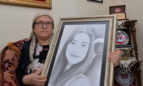 “Aybükemin de öğretmenler gününü kutluyorum”