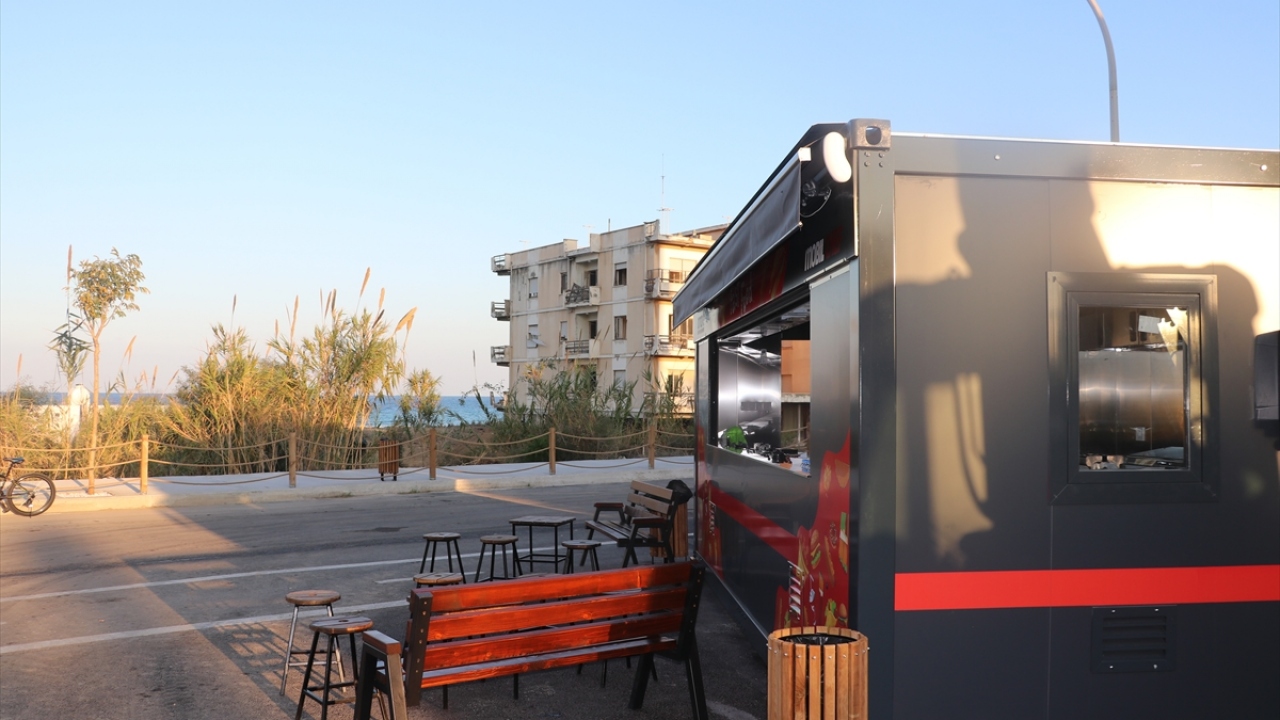 Arter, Türkiye`den Konya Büyükşehir Belediyesi ve Toplu Konut İdaresi Başkanlığı (TOKİ) ile KKTC`den ilgili firmalarla bu güzellikleri oluşturduklarını anlattı.