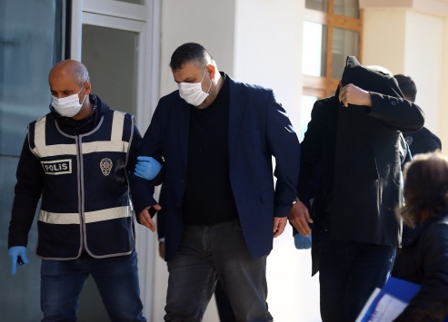 Konyada "otomobil dolandırıcılığı" operasyonunda 5 zanlı yakalandı
