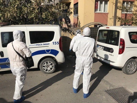 Karabükte bir kişi evinde ölü bulundu