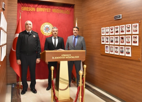 Alper ve Sırmadan Giresun Emniyet Müdürü Aktaşa ziyaret