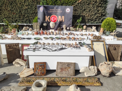 İstanbulda 658 parça tarihi eser ele geçirildi