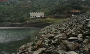 Yuvacık Barajı'nda su seviyesi düştü, eski köprüler gün yüzüne çıktı